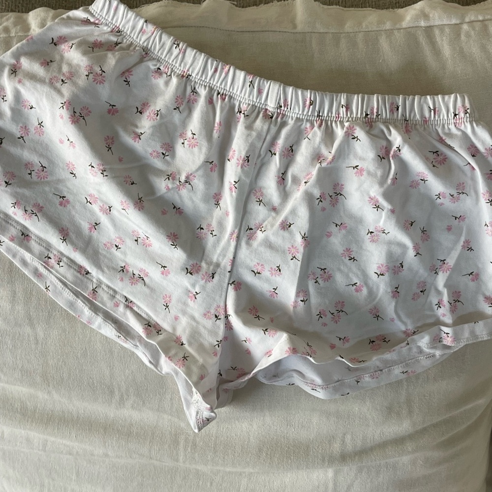 Forever 21 White Floral Women's Sleep Shorts